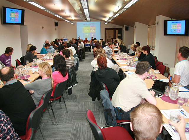 konference soc kuratori 03